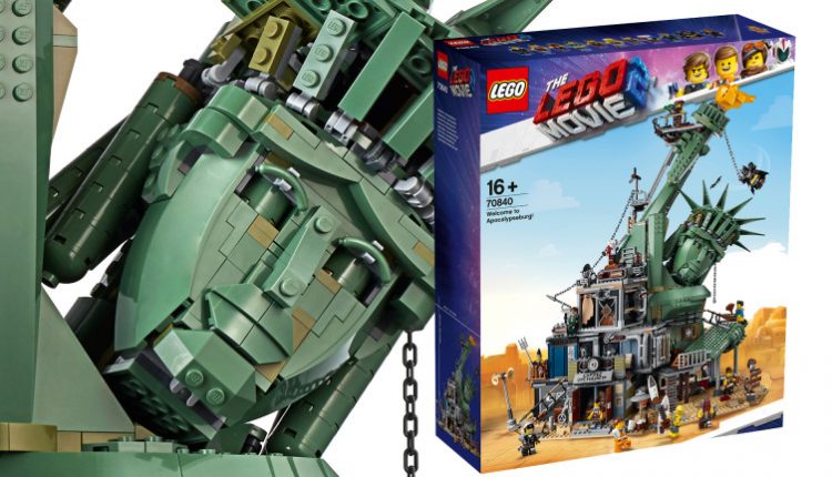 tallest lego set in the world 2021
