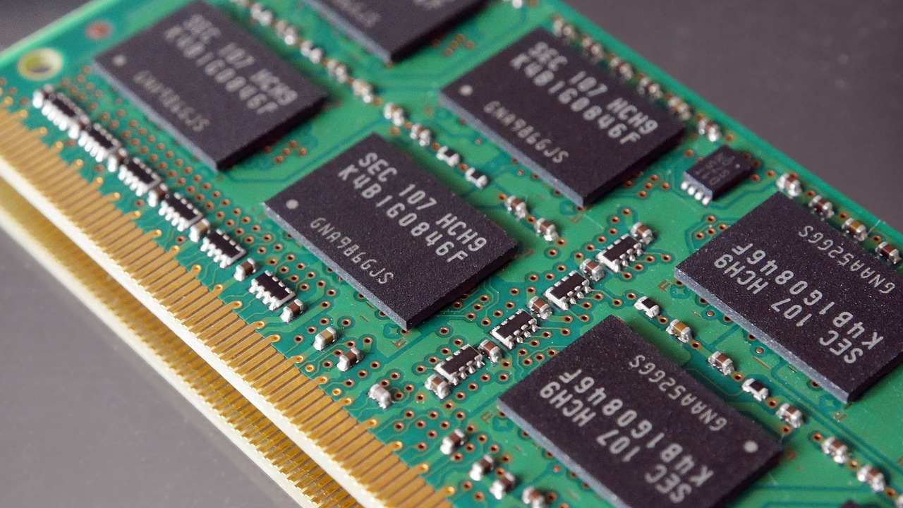 Researchers invent new type of computer memory with ultra-low power consumption