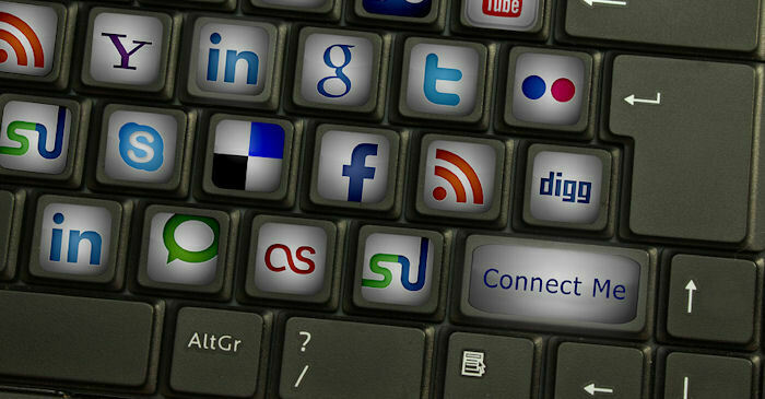 Using Social Media in Project Management