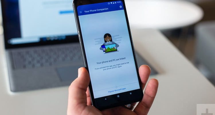 You can now answer and make phone calls via Windows 10