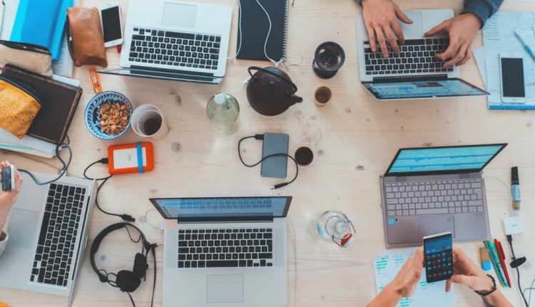 9 Effective Team Management Strategies