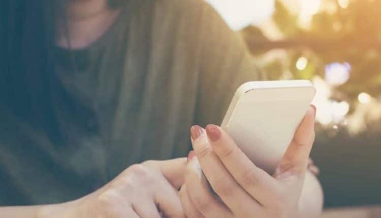 How to Change the Name of Your iOS or Android Device