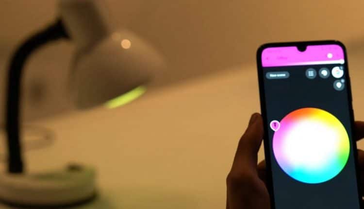 Hackers can hijack your house through your light bulb