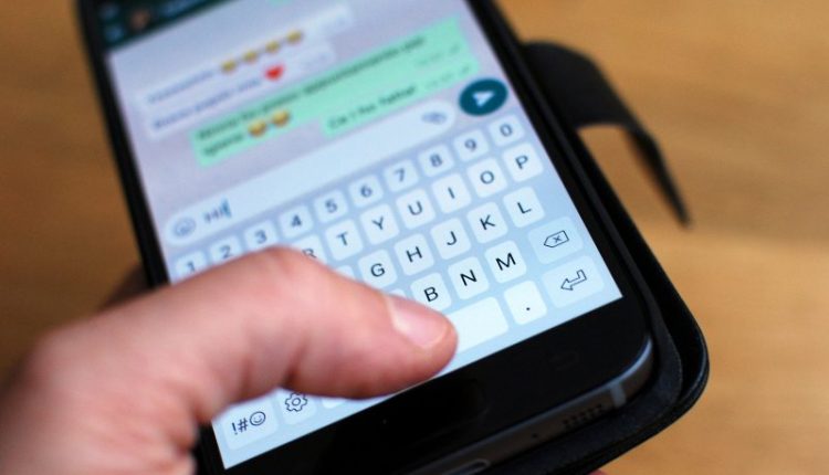 Workplace WhatsApp usage still common despite privacy concerns